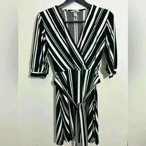 H&M Dress Striped Deep V Belted Stretch Women's Black White Long Sleeve Size XS